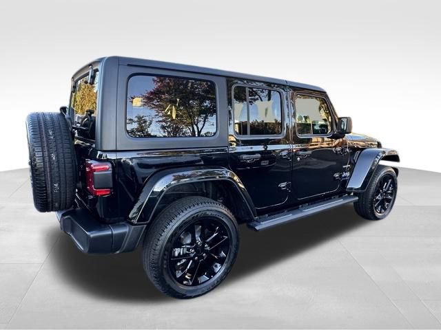 Used 2023 Jeep Wrangler Unlimited Sahara image 7