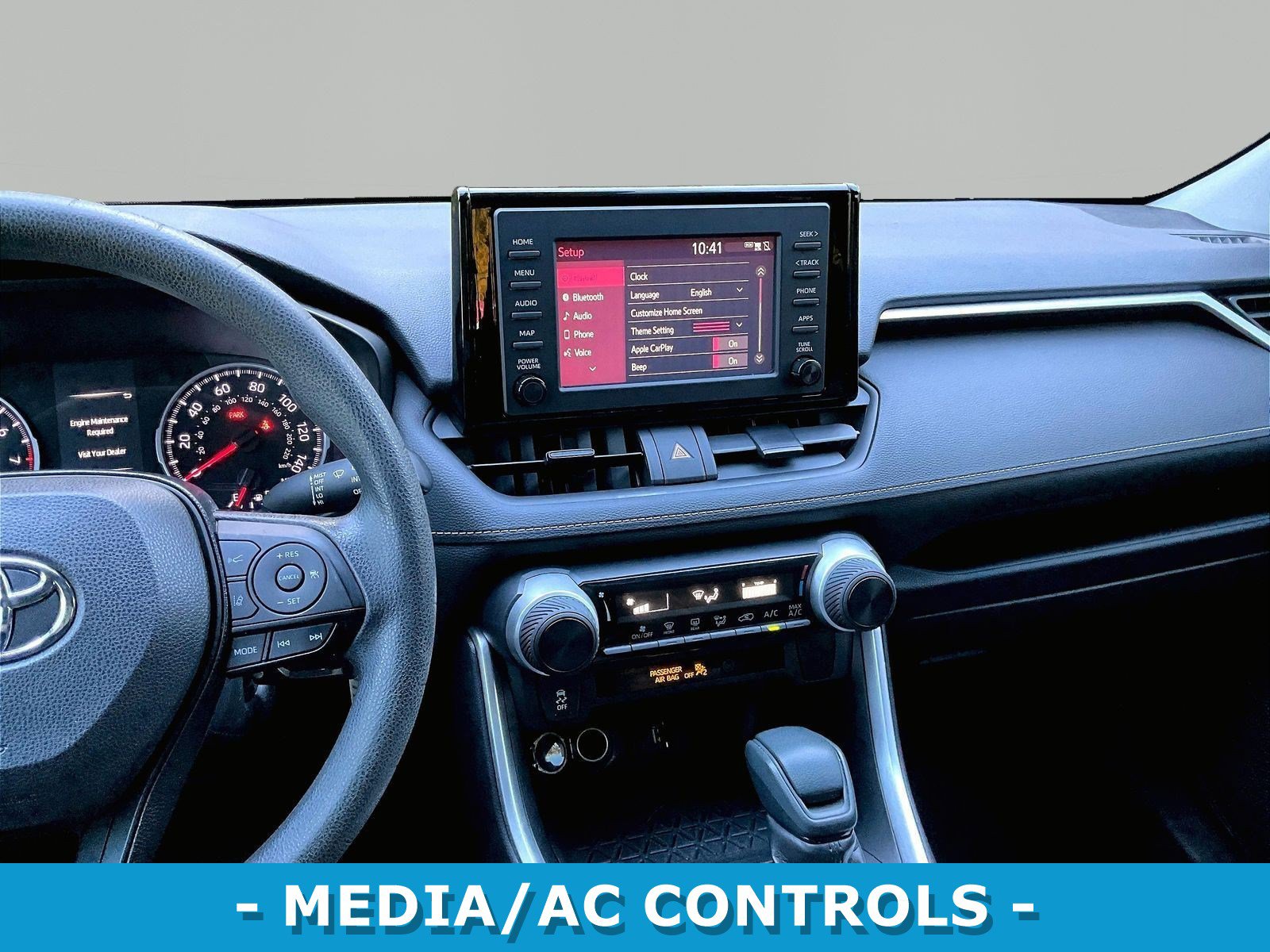Used 2019 Toyota RAV4 LE FWD image 9