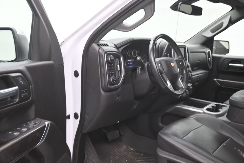 Used 2021 Chevrolet Silverado 1500 LTZ AWD/4WD image 9