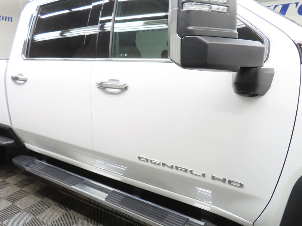 Used 2025 GMC Sierra 3500 Denali image 36