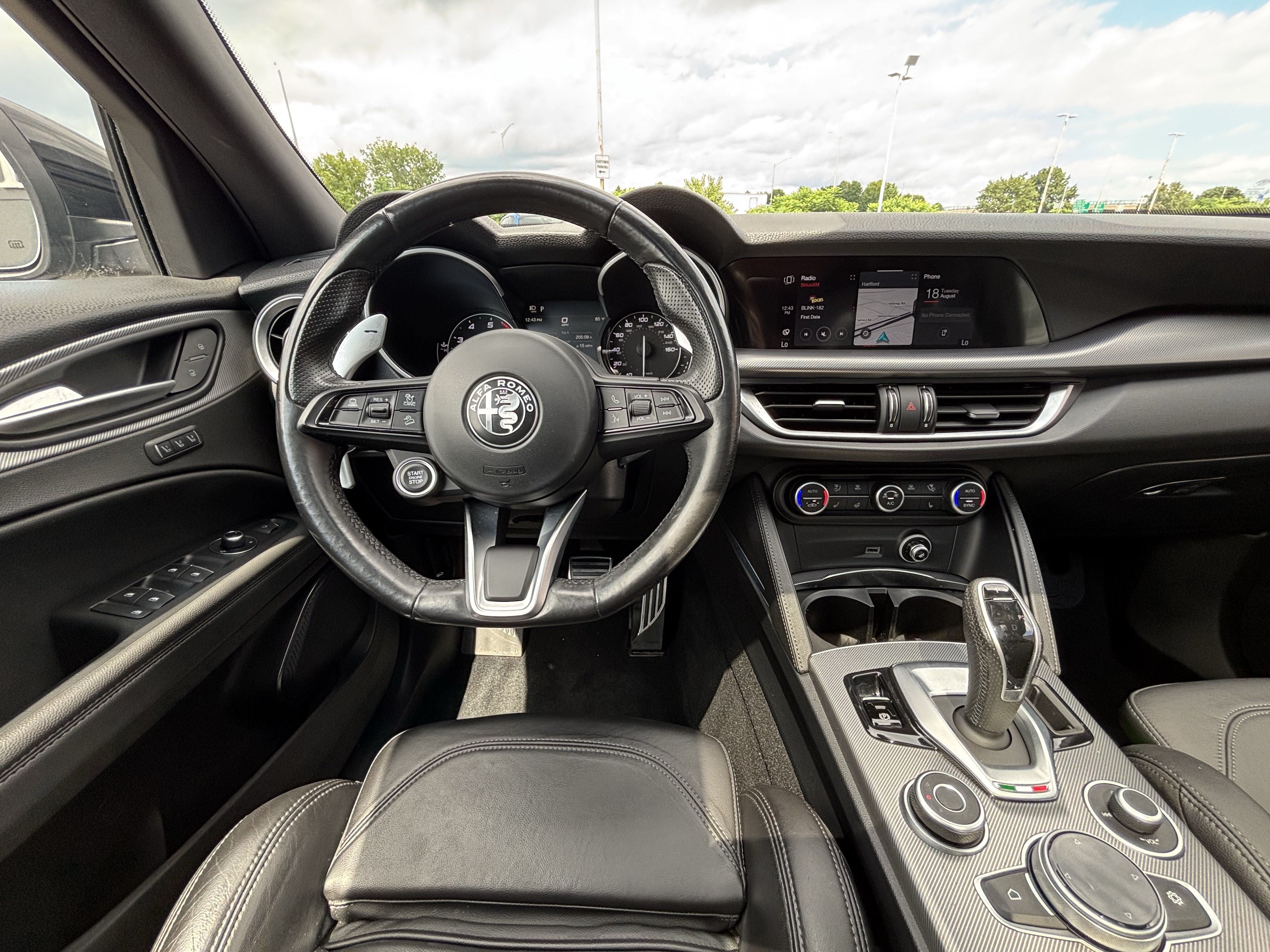 Certified 2023 Alfa Romeo Stelvio Veloce AWD/4WD image 18