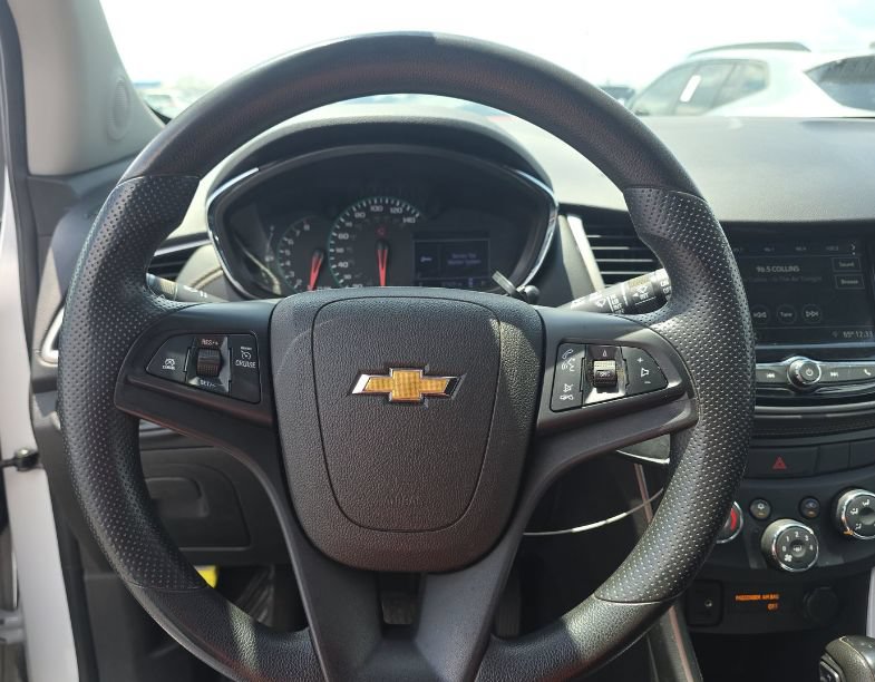 Used 2019 Chevrolet Trax LS w/ Tint and Cruise Package AWD/4WD image 25