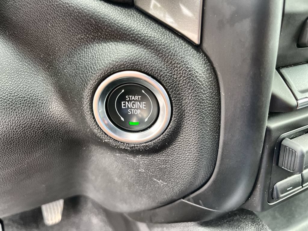 Used 2020 Chevrolet Silverado 1500 RST AWD/4WD image 16