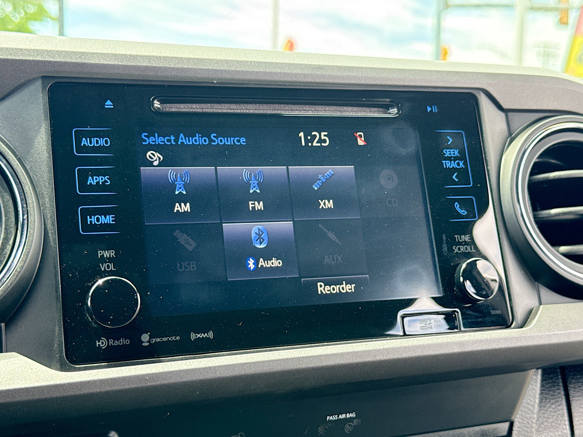 Used 2019 Toyota Tacoma TRD Sport AWD/4WD image 10
