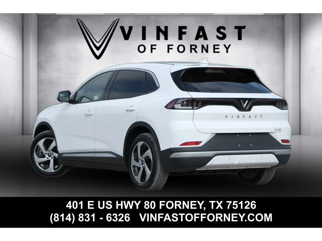 Used 2023 VinFast VF 8 Plus AWD/4WD image 2
