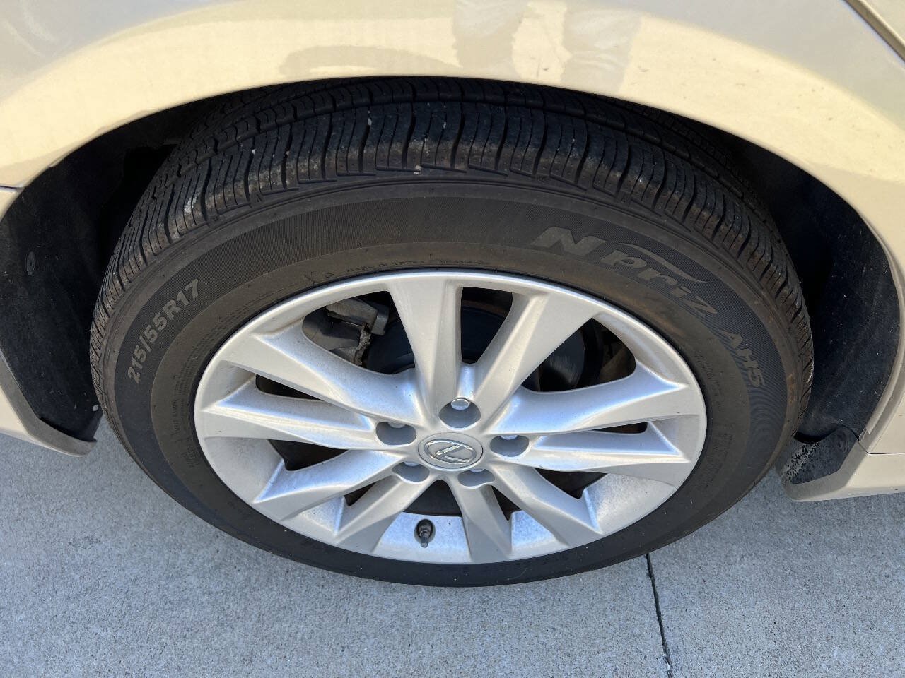 Used 2012 Lexus ES 350 FWD image 20