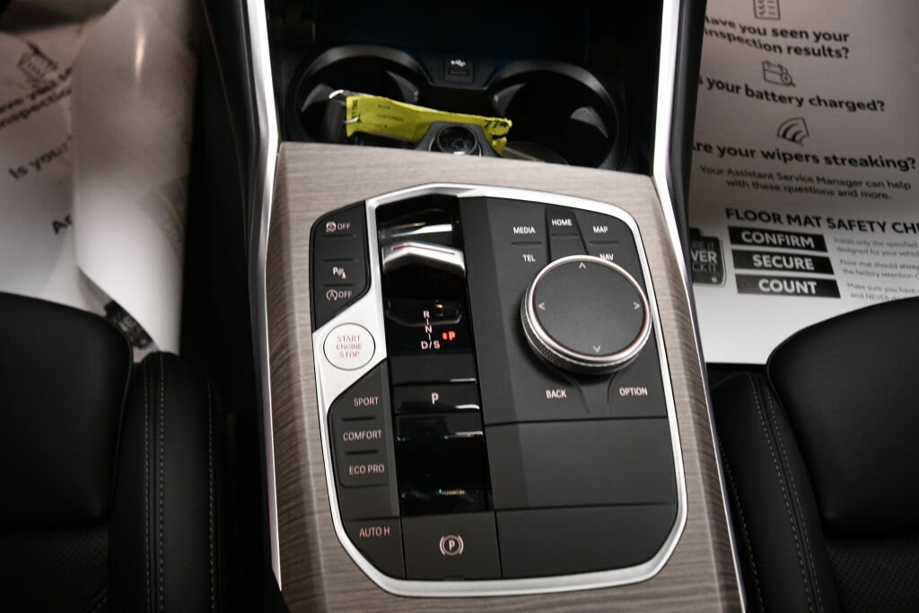 Used 2025 BMW 330i xDrive Sedan image 17