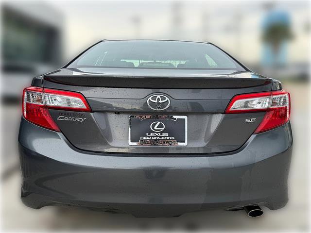 Used 2014 Toyota Camry SE FWD image 6