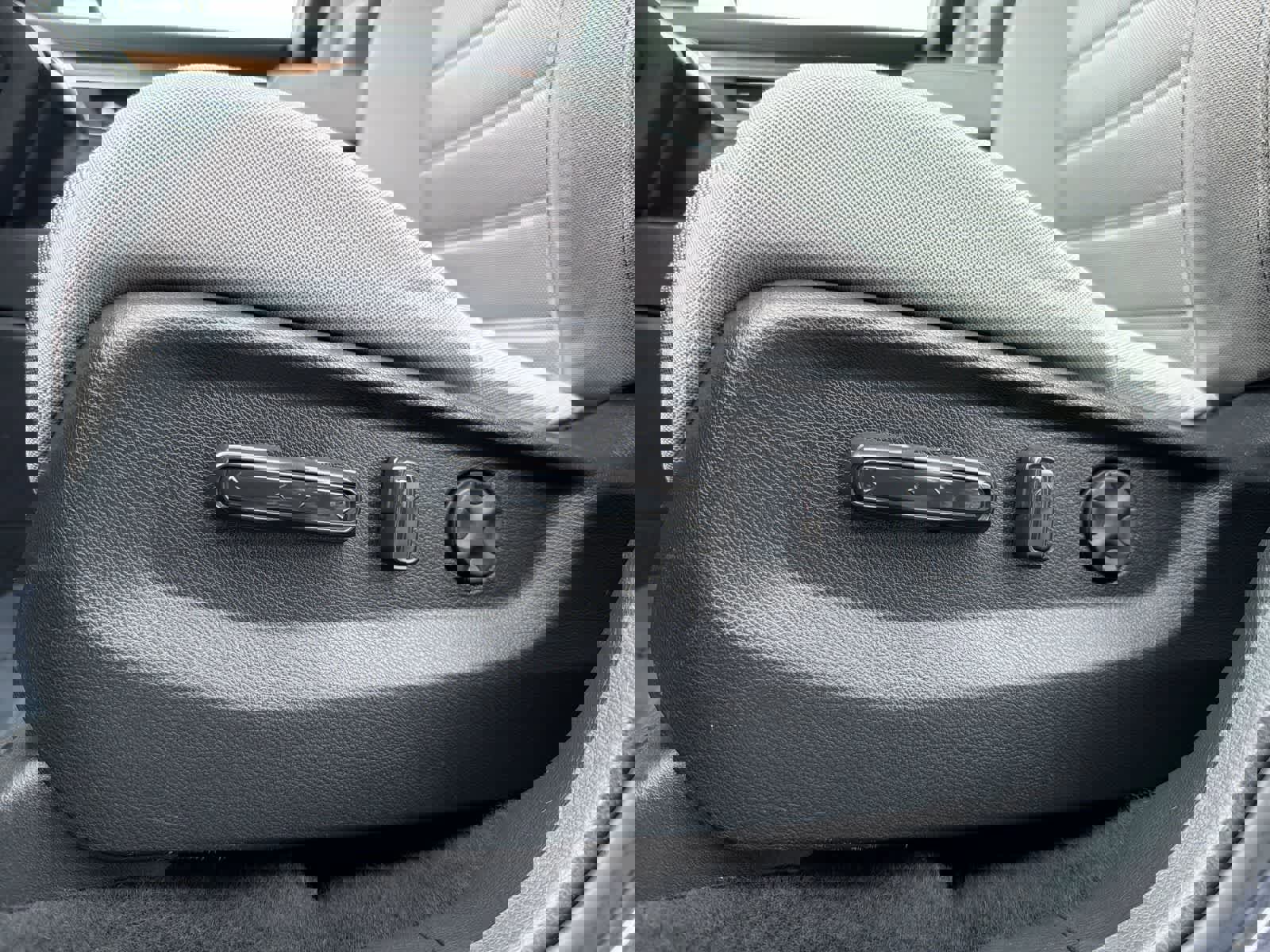 Used 2019 Honda CR-V EX image 18