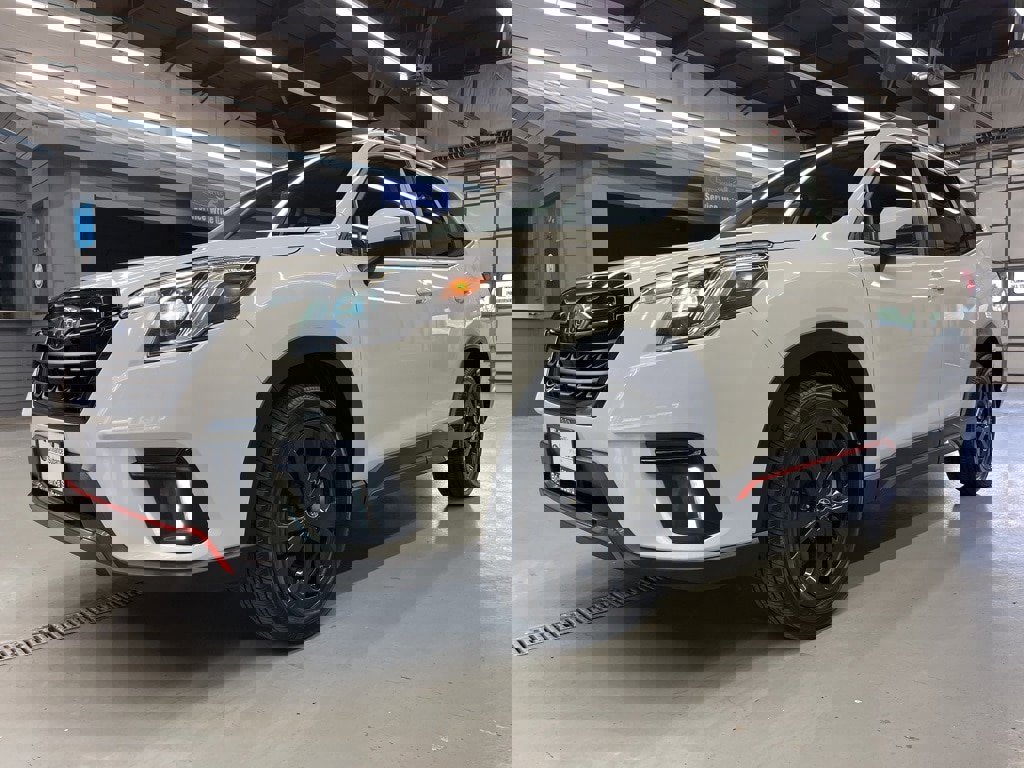 Used 2024 Subaru Forester Sport image 3