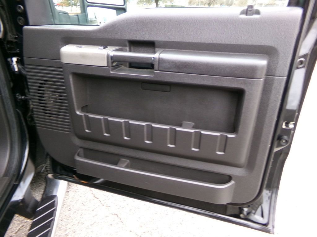 Used 2014 Ford F350 Lariat w/ Lariat Interior Package image 16
