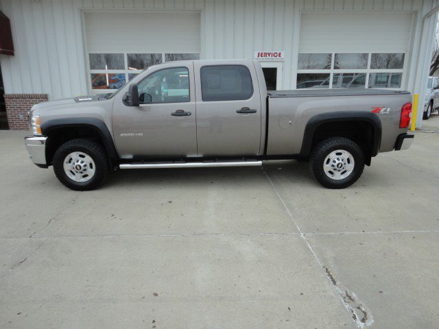 Used 2012 Chevrolet Silverado 2500 LT w/ Interior Plus Package AWD/4WD image 1