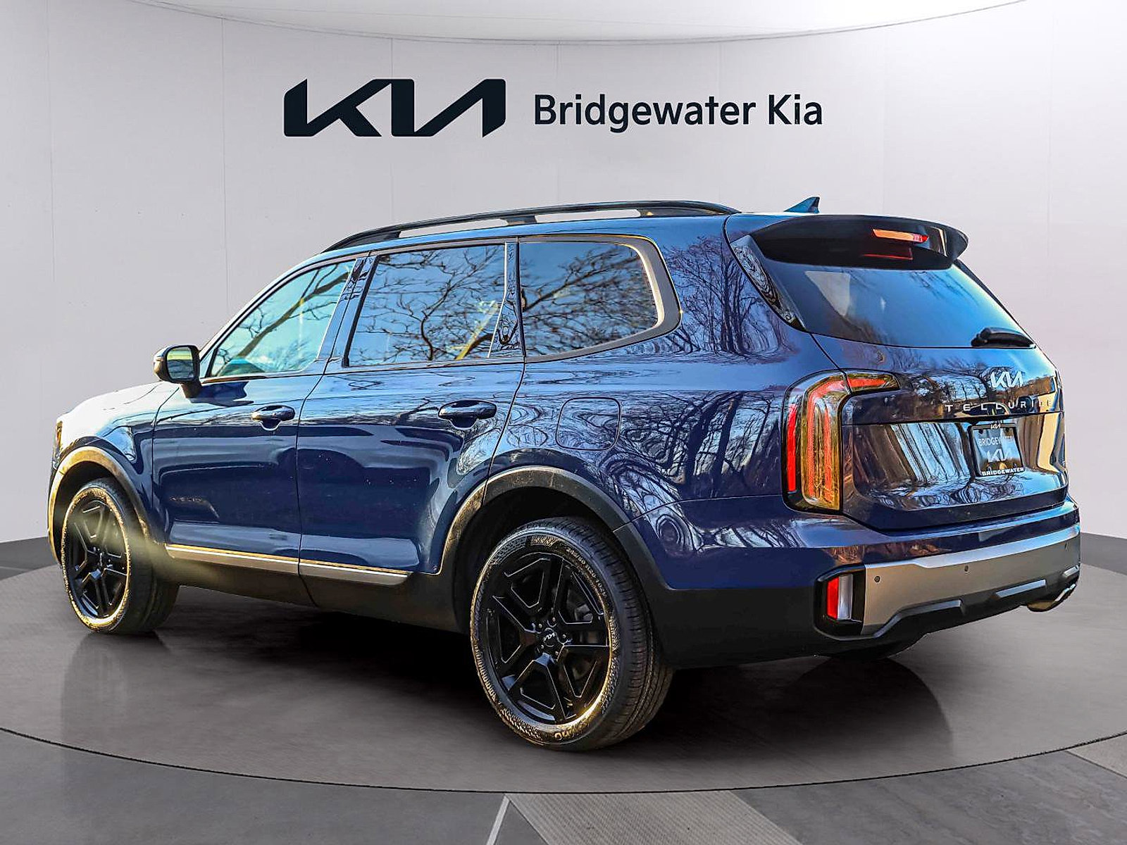 Certified 2023 Kia Telluride EX X-Line image 4