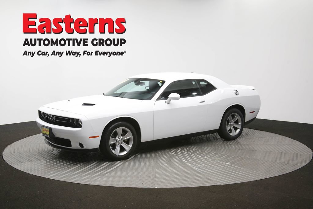 Used 2022 Dodge Challenger SXT image 54