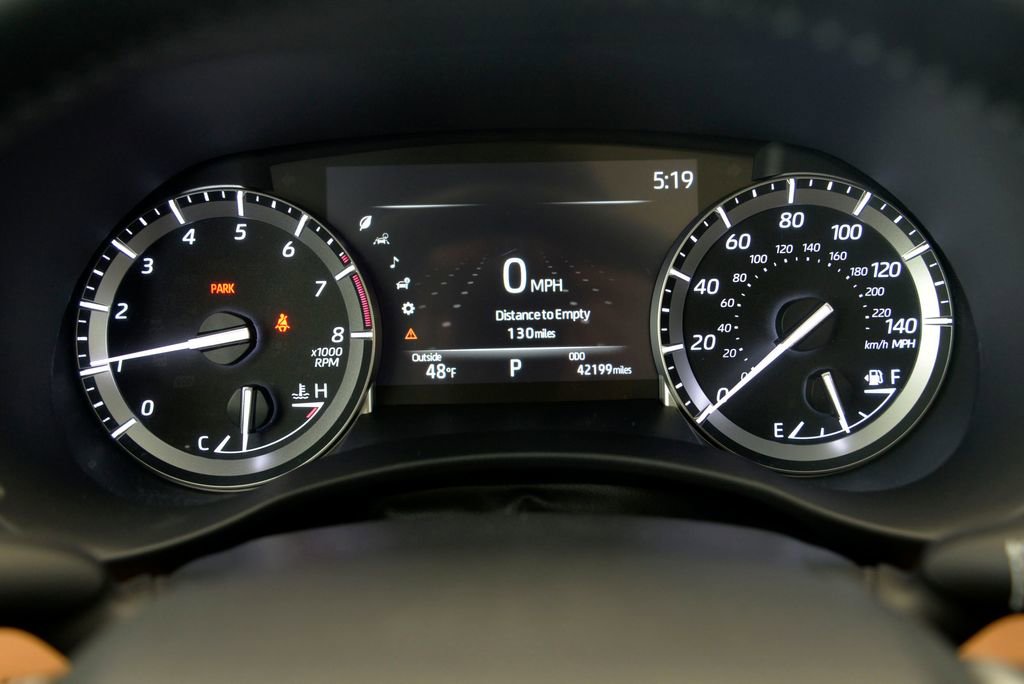 Used 2022 Toyota Highlander Platinum AWD/4WD image 21