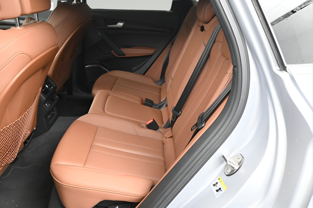 Used 2021 Audi Q5 Prestige AWD/4WD image 6