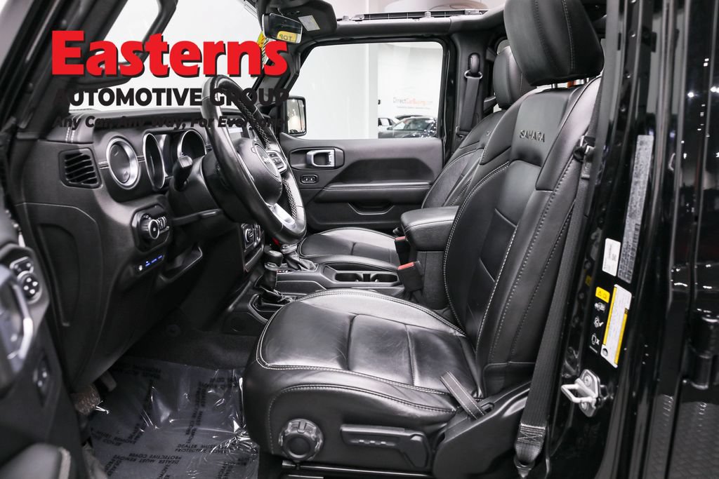 Used 2021 Jeep Wrangler Unlimited Sahara w/ Cold Weather Group AWD/4WD image 14