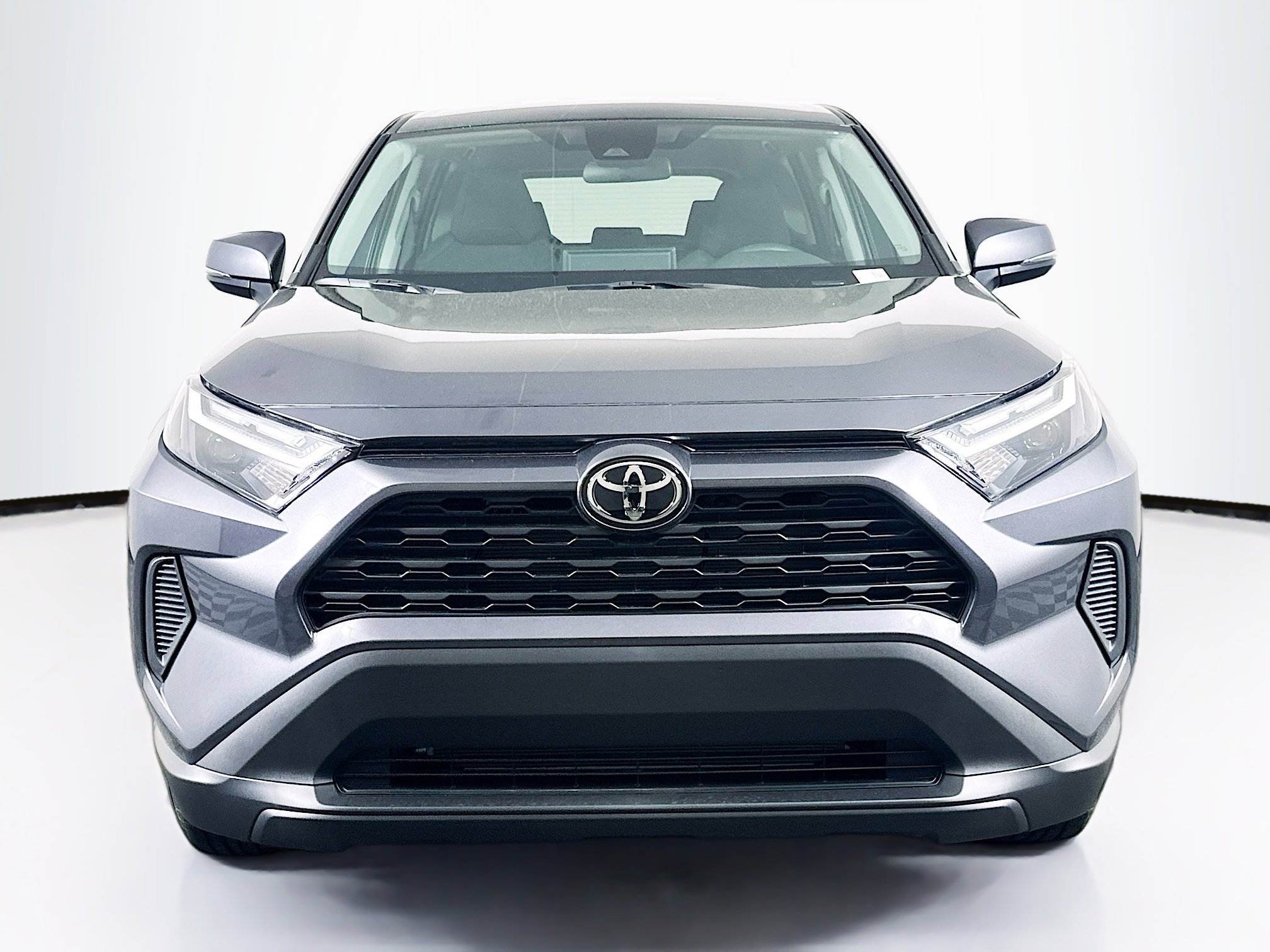 Used 2025 Toyota RAV4 LE image 2