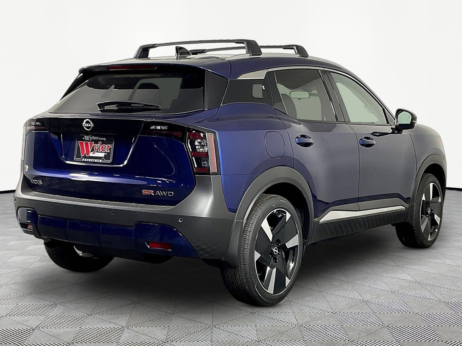 New 2026 Nissan Kicks SR w/ Cold Weather Package AWD/4WD image 7