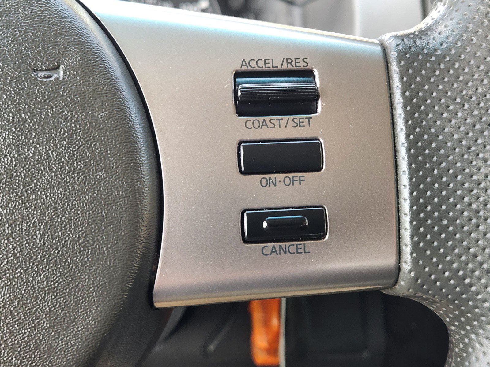 Used 2010 Nissan Xterra S RWD image 19
