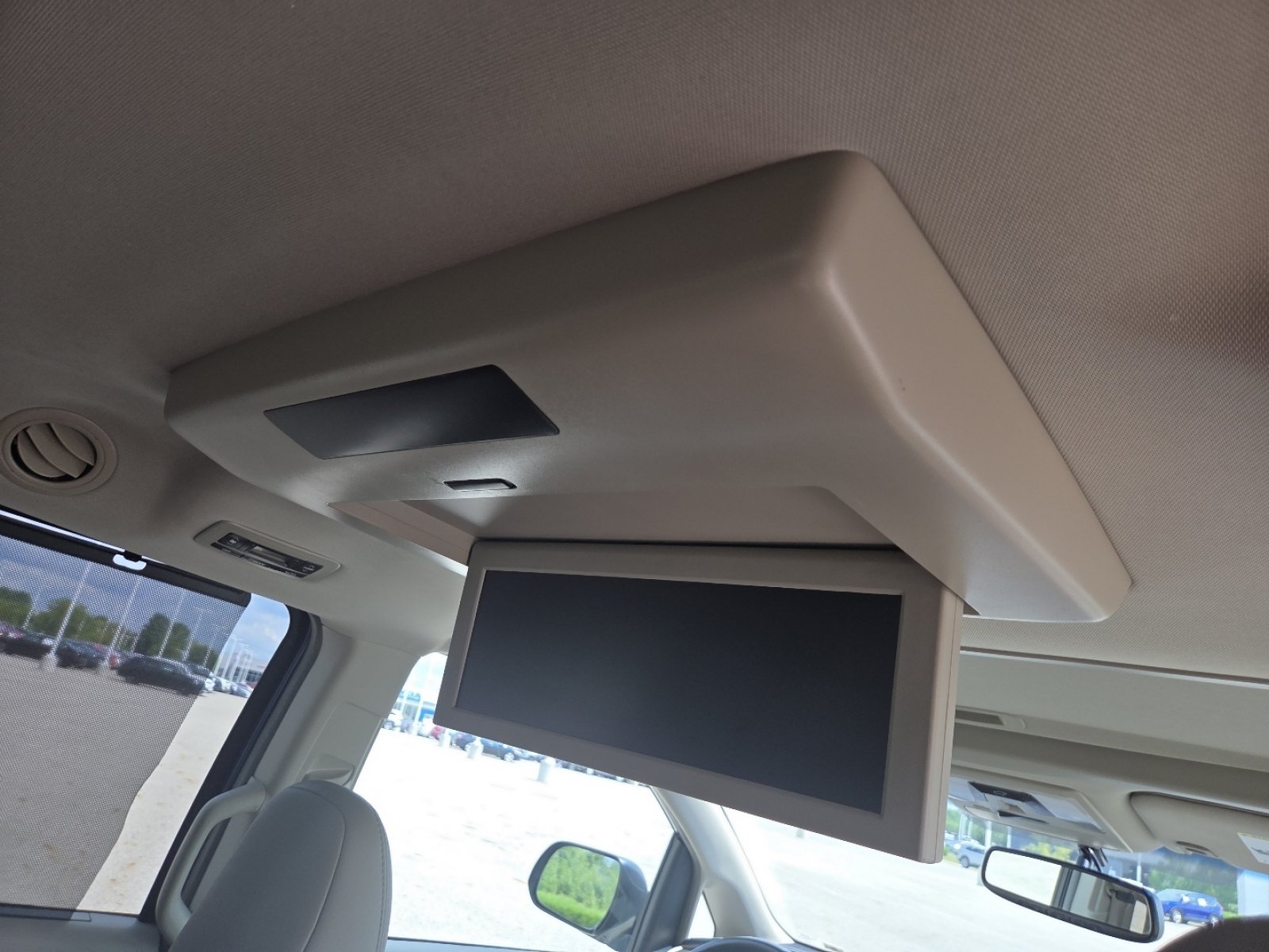 Used 2017 Toyota Sienna XLE Premium AWD/4WD image 24
