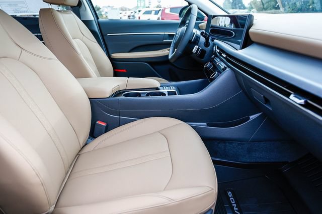 New 2026 Hyundai Sonata Limited FWD image 20