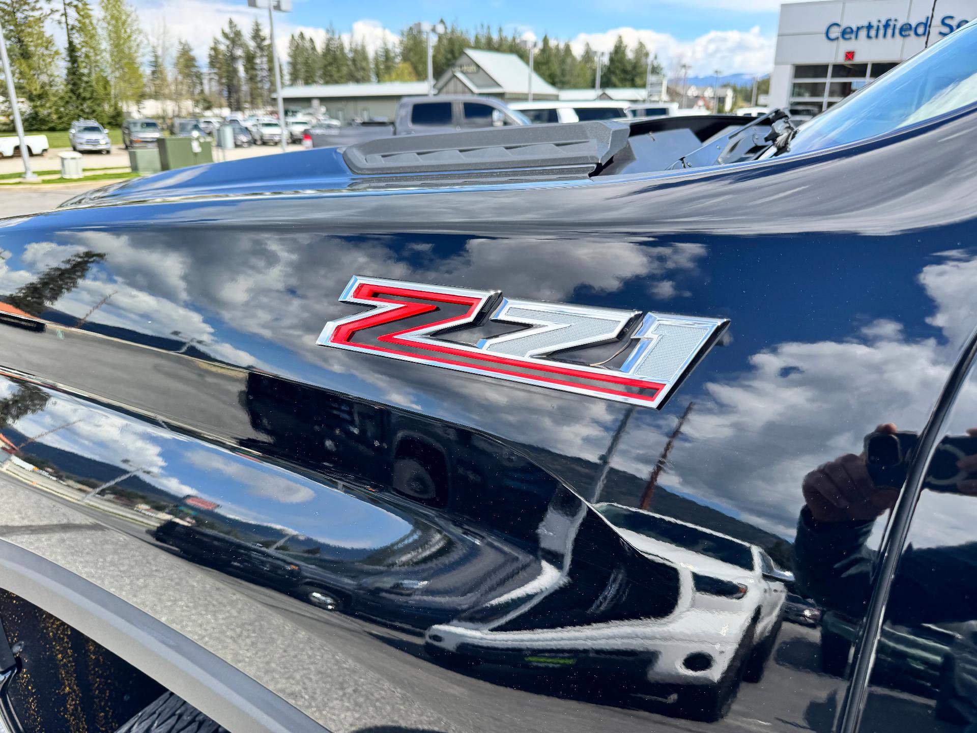 Used 2022 Chevrolet Silverado 2500 LTZ w/ LTZ Plus Package AWD/4WD image 48