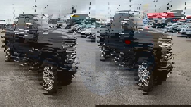 Used 2020 Chevrolet Silverado 2500 High Country w/ Z71 Off-Road Package AWD/4WD image 3