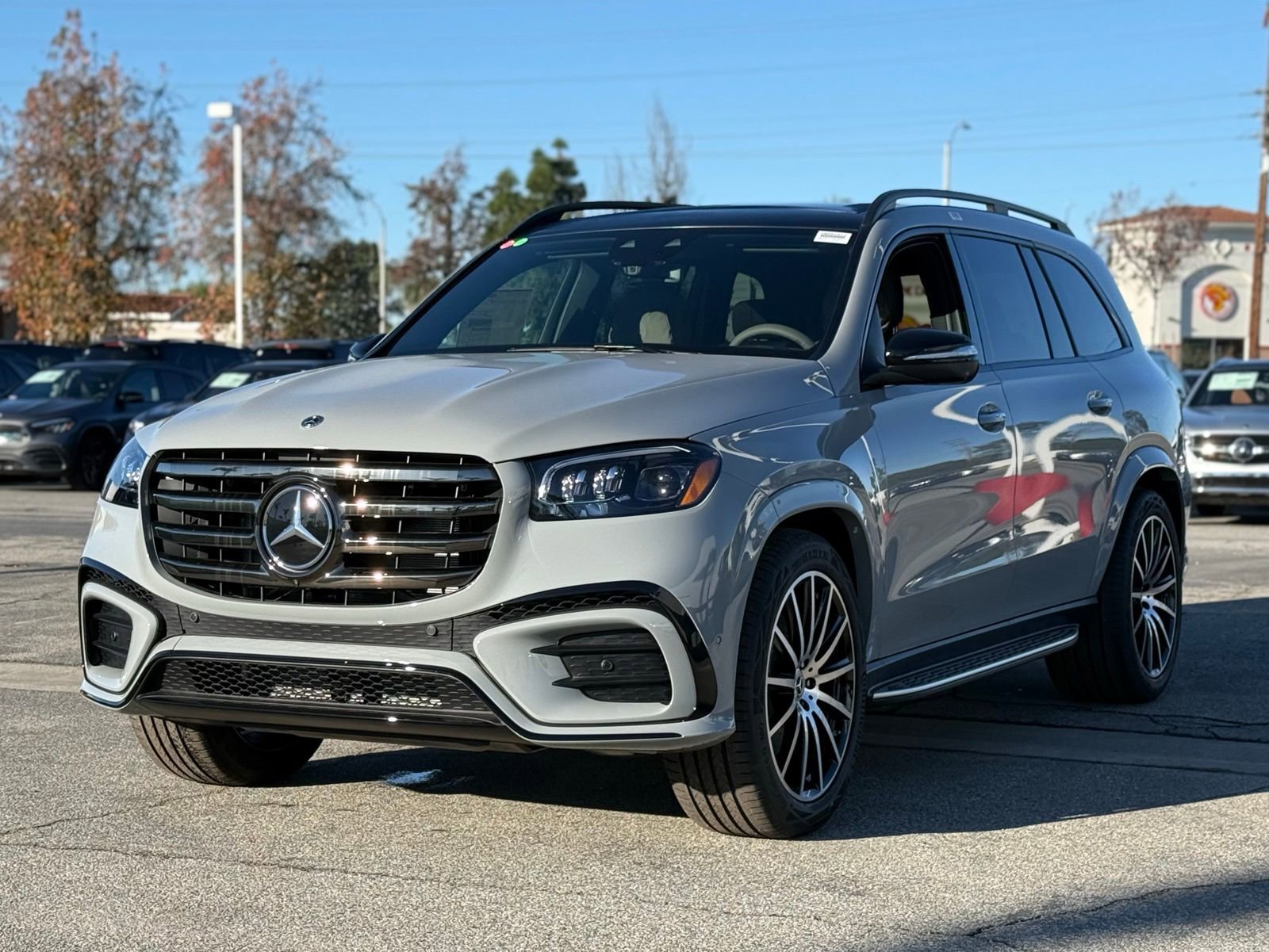 New 2026 Mercedes-Benz GLS 580 4MATIC image 6