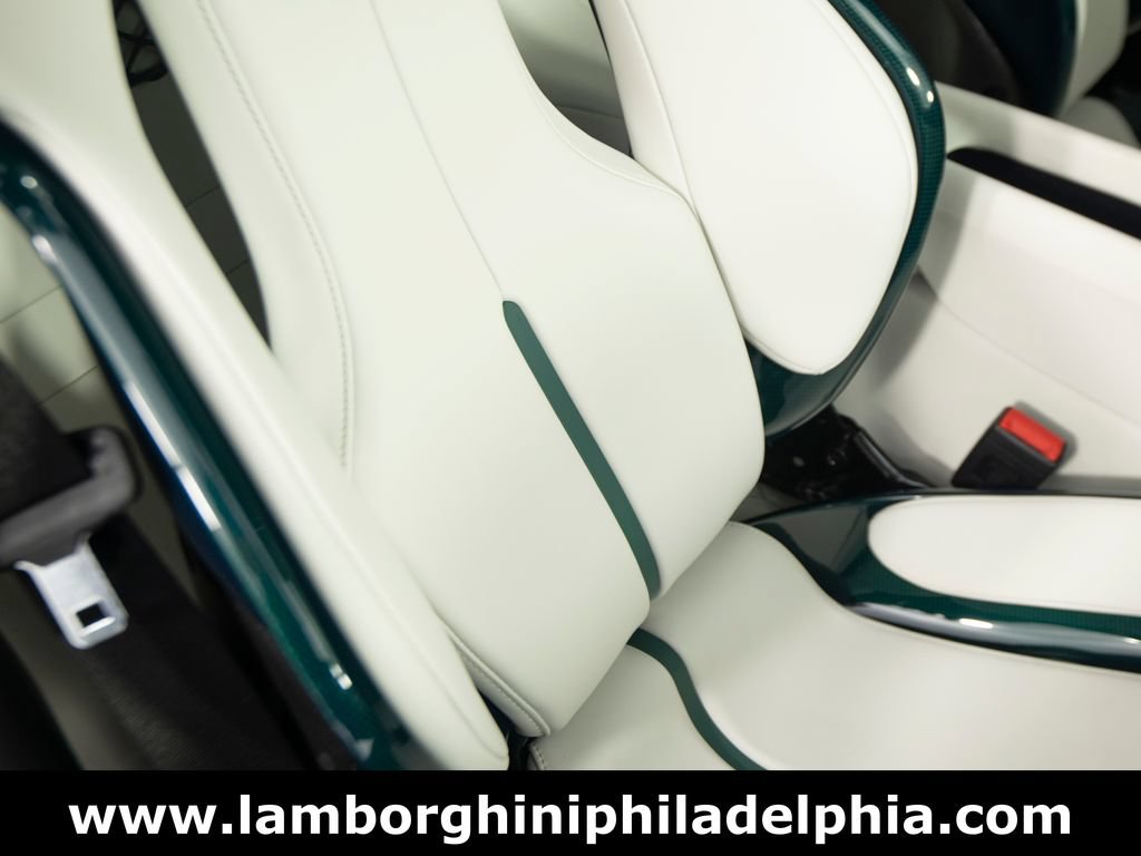 Used 2024 Ferrari 296 GTB RWD image 39