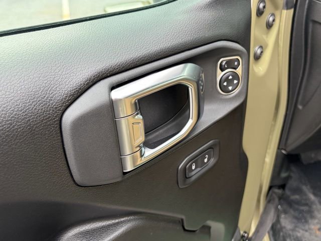 New 2026 Jeep Gladiator Sport image 13