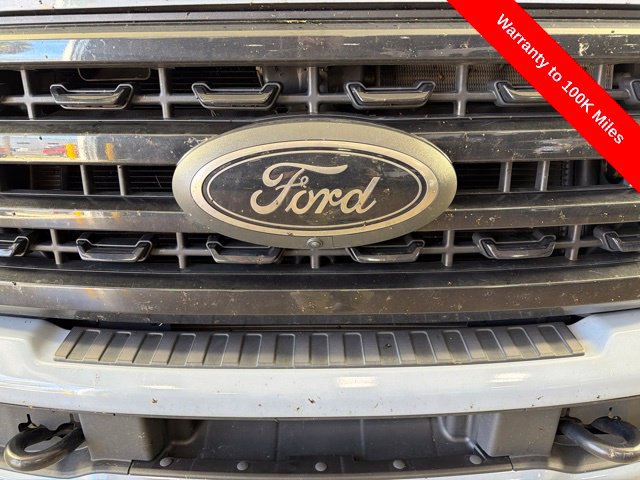 Certified 2024 Ford F350 Lariat w/ Black Appearance Package AWD/4WD image 3