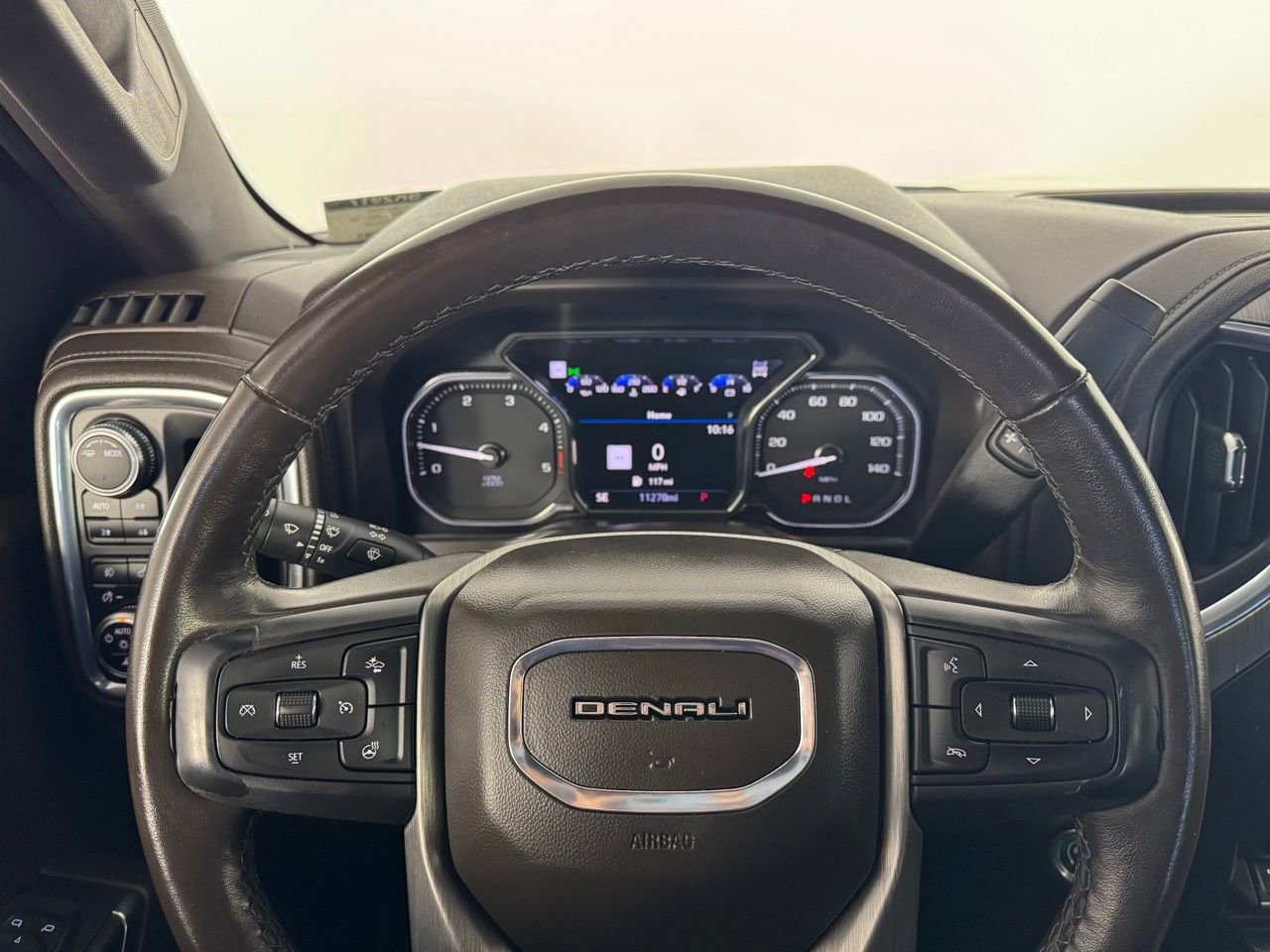 Used 2022 GMC Sierra 2500 Denali w/ Denali Ultimate Package image 22