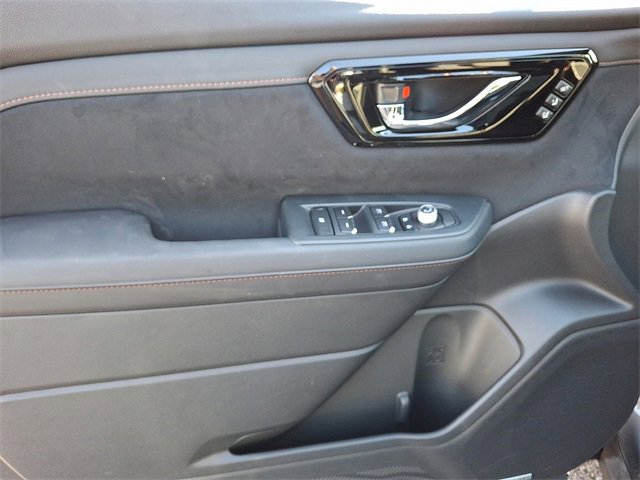 New 2025 Subaru Forester Touring image 9