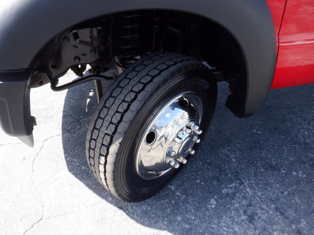 Used 2011 Ford F550 2WD Crew Cab Super Duty image 17