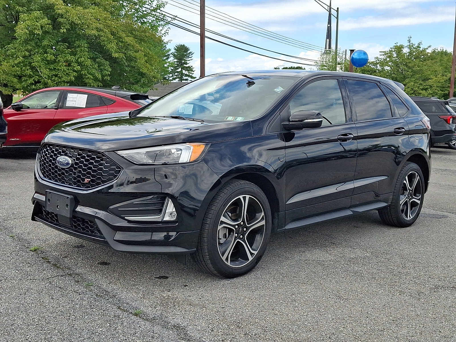 Certified 2022 Ford Edge ST w/ Cargo Accessory Package AWD/4WD image 3
