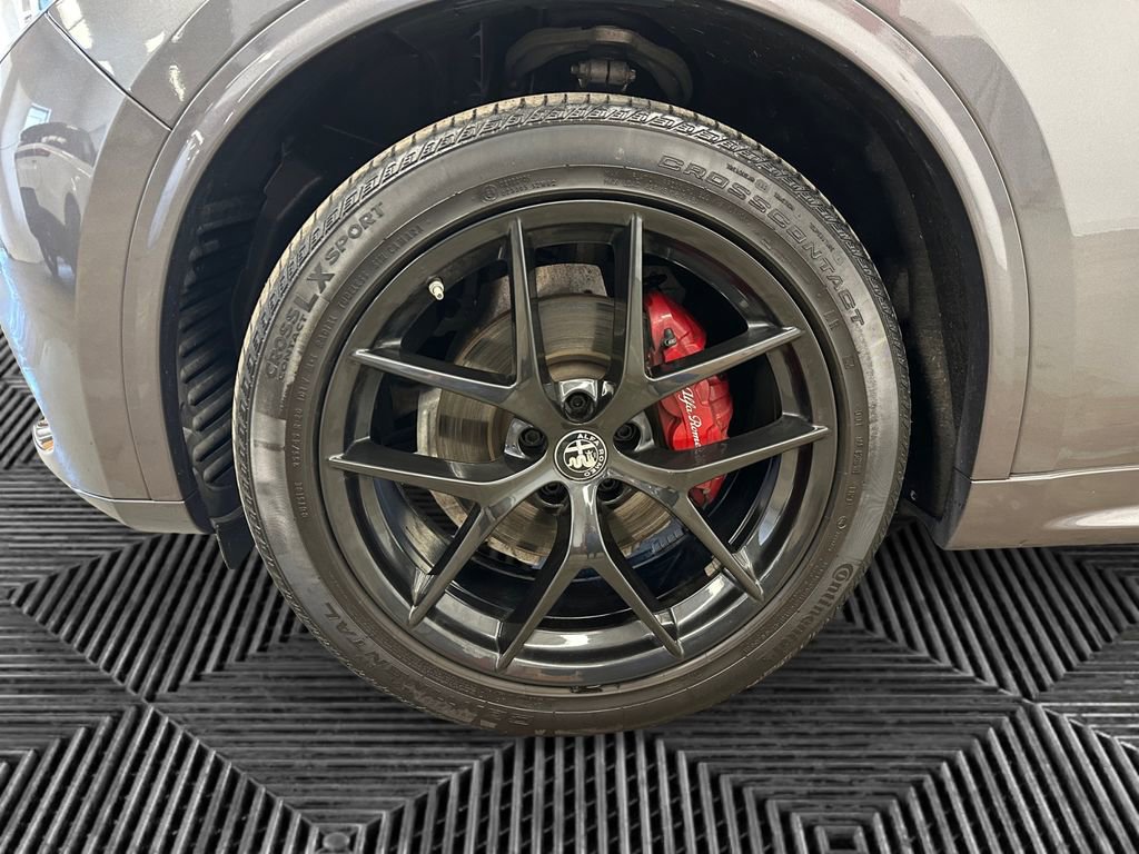 Used 2021 Alfa Romeo Stelvio Ti Sport AWD/4WD image 14