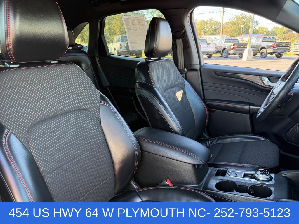 Certified 2023 Ford Escape ST-Line AWD/4WD image 21