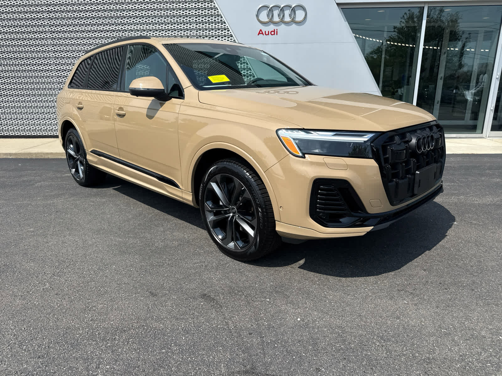 New 2025 Audi Q7 3.0T Premium Plus image 2