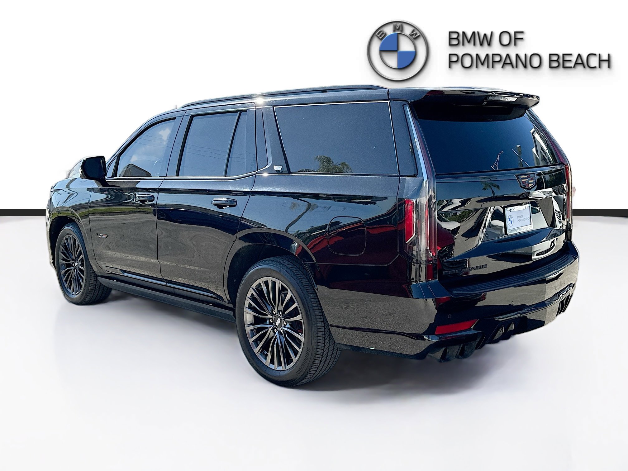 Used 2023 Cadillac Escalade V w/ LPO, Floor Liner Package image 5