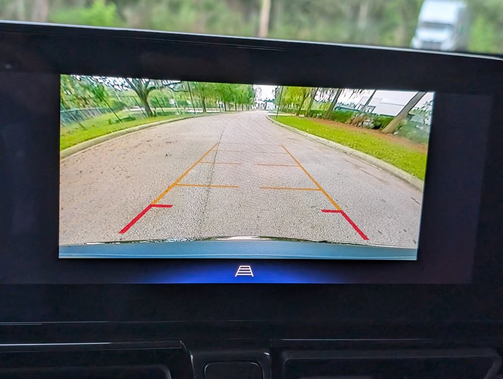 Used 2025 Chevrolet TrailBlazer ACTIV w/ Convenience Package image 35