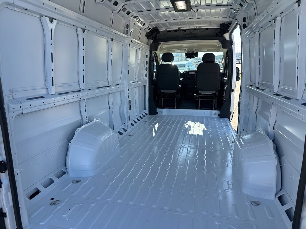 New 2026 RAM ProMaster 3500 w/ Convenience Group FWD image 16