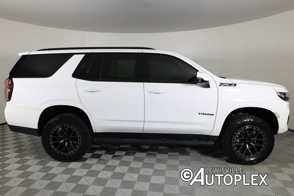 Used 2021 Chevrolet Tahoe Z71 w/ Luxury Package AWD/4WD image 4