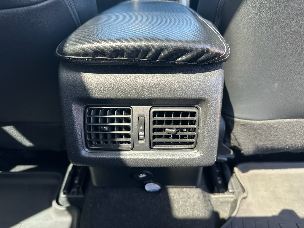 Used 2022 Toyota Camry XSE FWD image 34