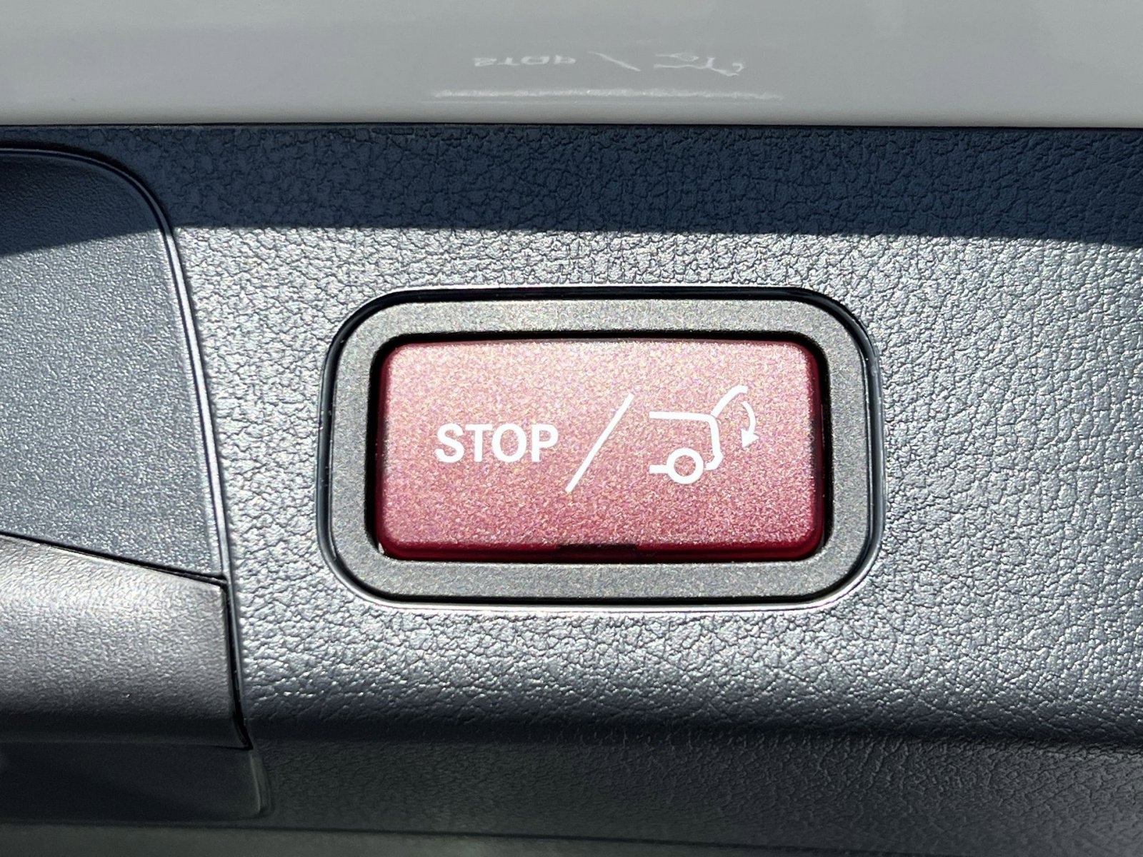 Certified 2026 Mercedes-Benz GLB 250 4MATIC image 25