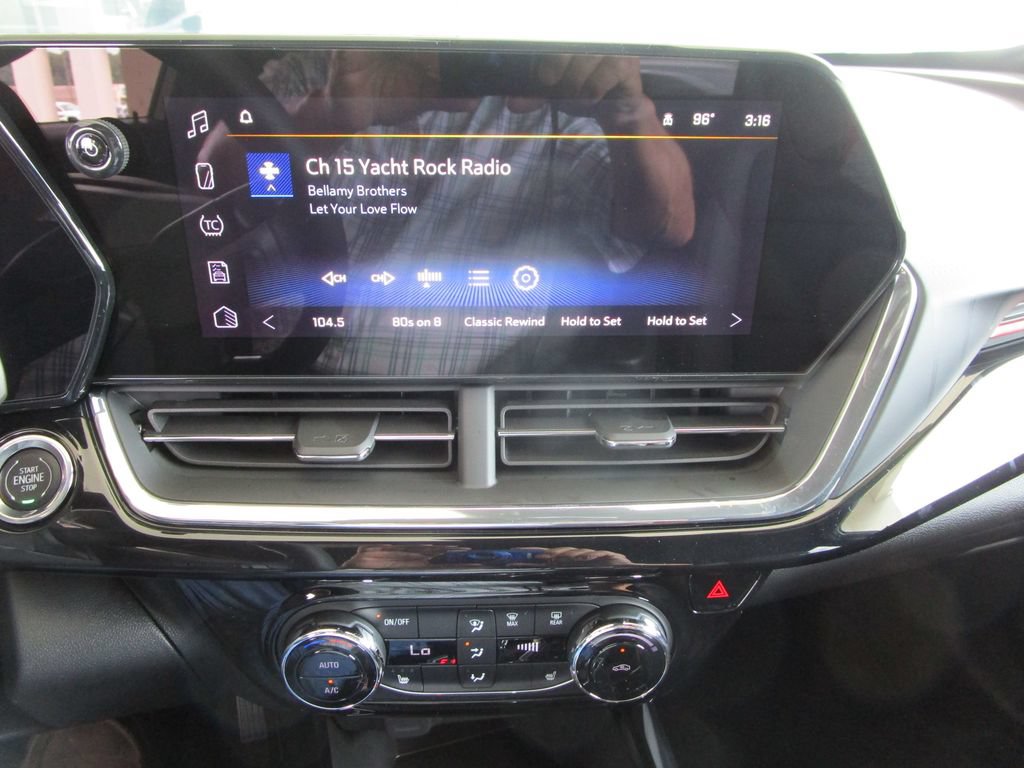 New 2026 Chevrolet Trax RS w/ Driver Confidence Package FWD image 27