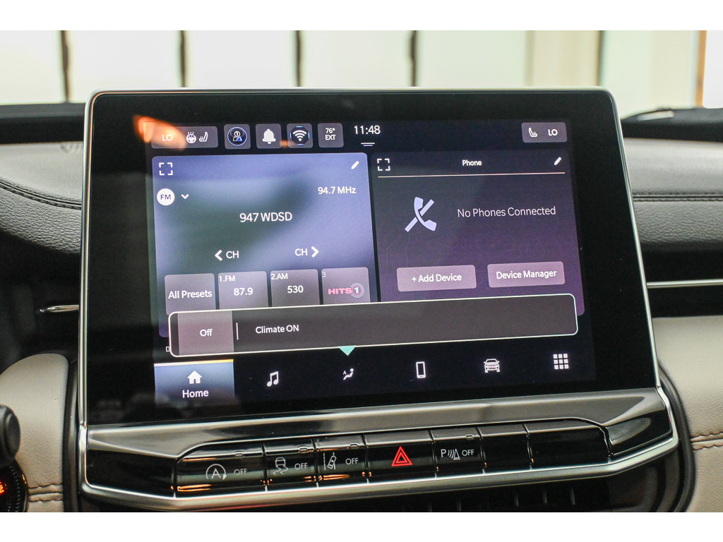 Used 2025 Jeep Compass Limited w/ Sun & Sound Group AWD/4WD image 42