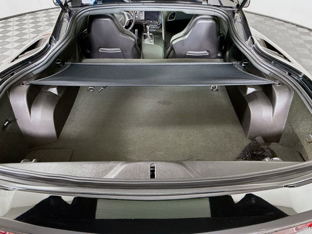 Used 2017 Chevrolet Corvette Stingray Coupe image 32