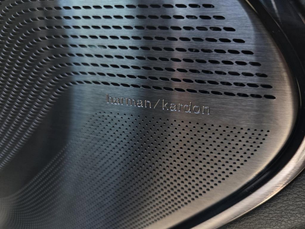 New 2026 RAM 1500 Limited w/ Bed Utility Group image 12