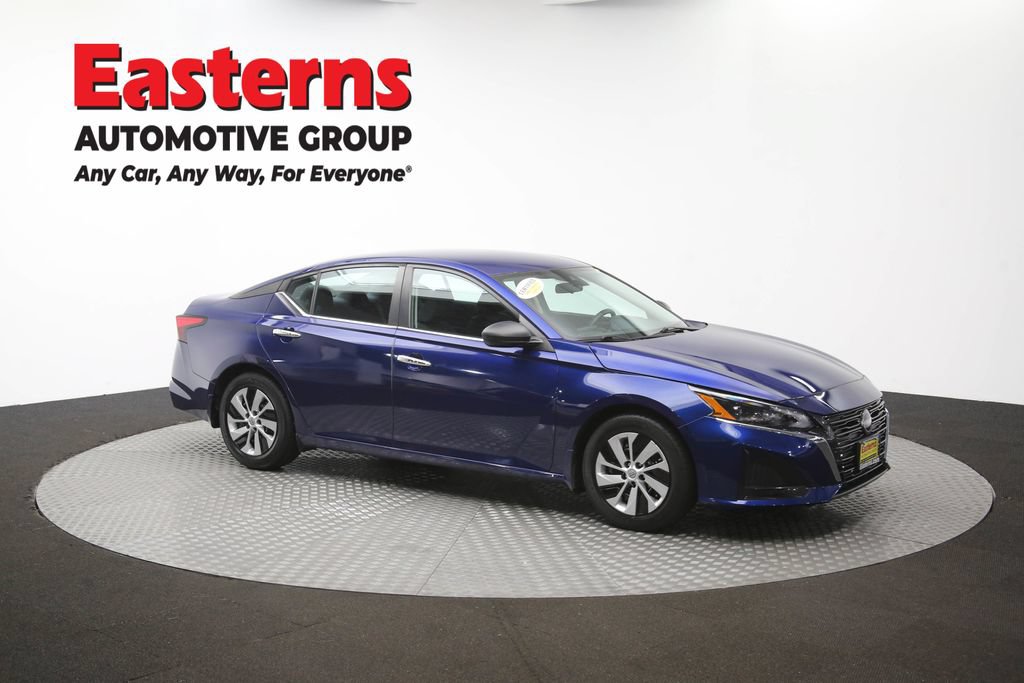 Used 2024 Nissan Altima 2.5 S FWD image 46